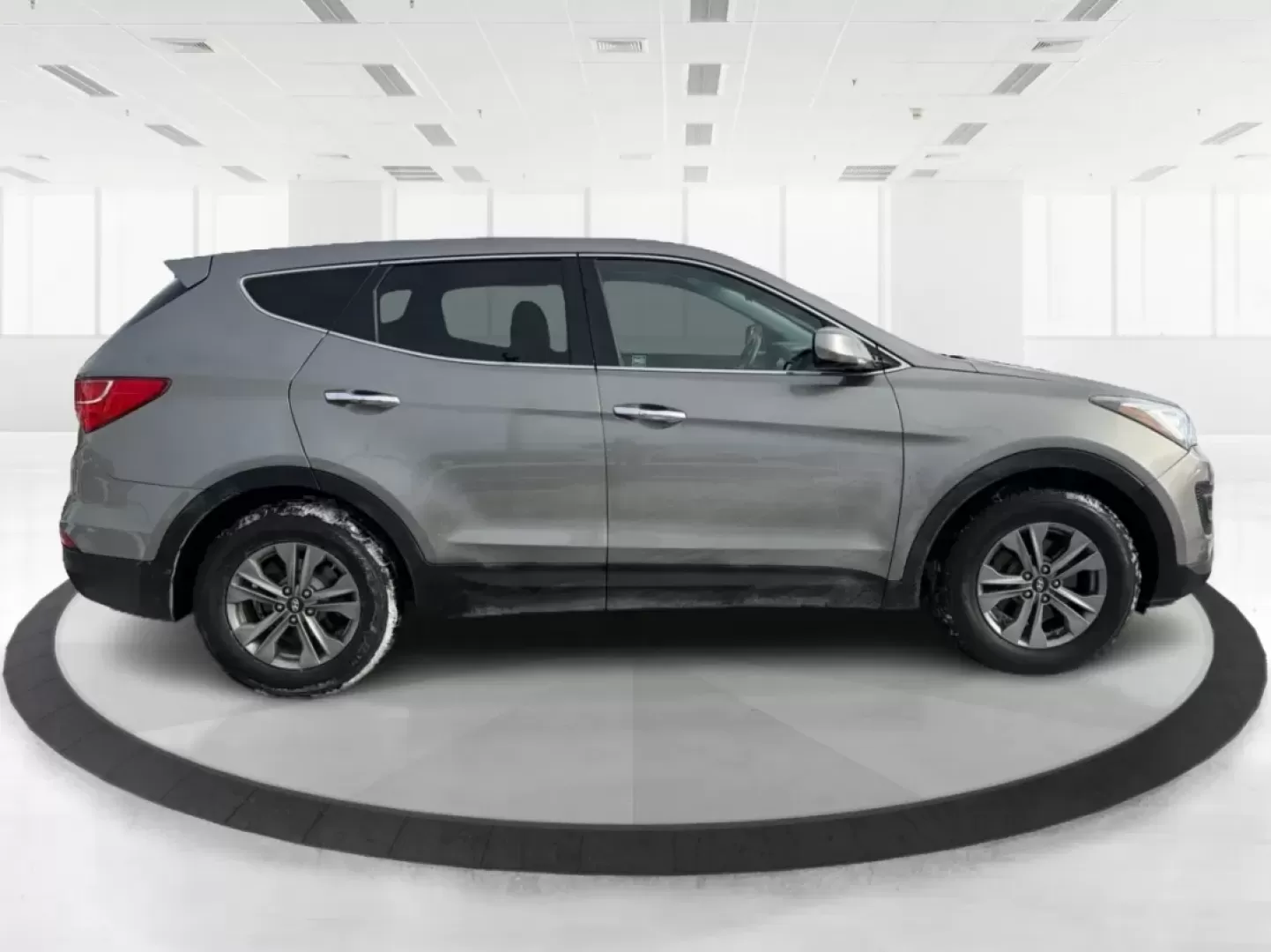 2016 Hyundai Santa Fe 2.4L (5XYZTDLB1GG) with an Theta II 2.4L I-4 gasoline direct injection engine, located at 1099 N County Rd 25A , Troy, OH, 45373, (937) 908-9800, 40.057079, -84.212883 - ### Embrace Your Adventurous Lifestyle with the 2016 Hyundai Santa Fe at Advantage Car and Credit - Troy!<br /> <br /> Are you ready to elevate your weekend escapes or daily commutes? Look no further than this stunning 2016 Hyundai Santa Fe, a versatile SUV designed for those who crave adventure and - Photo#1