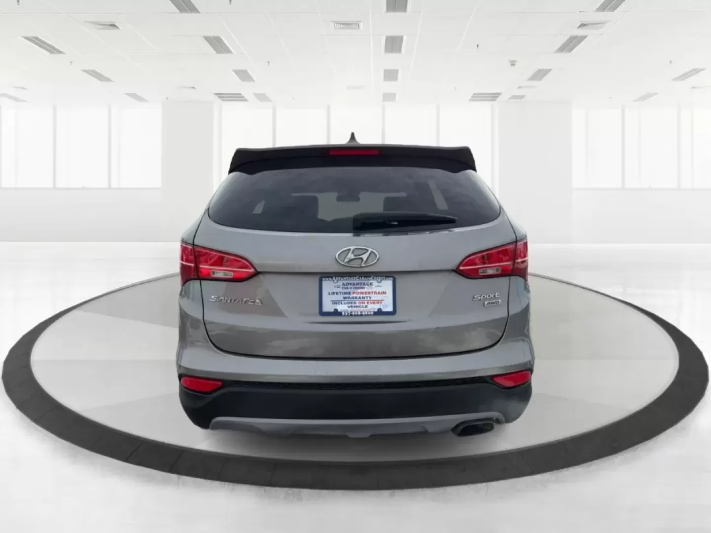 2016 Hyundai Santa Fe 2.4L (5XYZTDLB1GG) with an Theta II 2.4L I-4 gasoline direct injection engine, located at 1099 N County Rd 25A , Troy, OH, 45373, (937) 908-9800, 40.057079, -84.212883 - ### Embrace Your Adventurous Lifestyle with the 2016 Hyundai Santa Fe at Advantage Car and Credit - Troy!<br /> <br /> Are you ready to elevate your weekend escapes or daily commutes? Look no further than this stunning 2016 Hyundai Santa Fe, a versatile SUV designed for those who crave adventure and - Photo#3