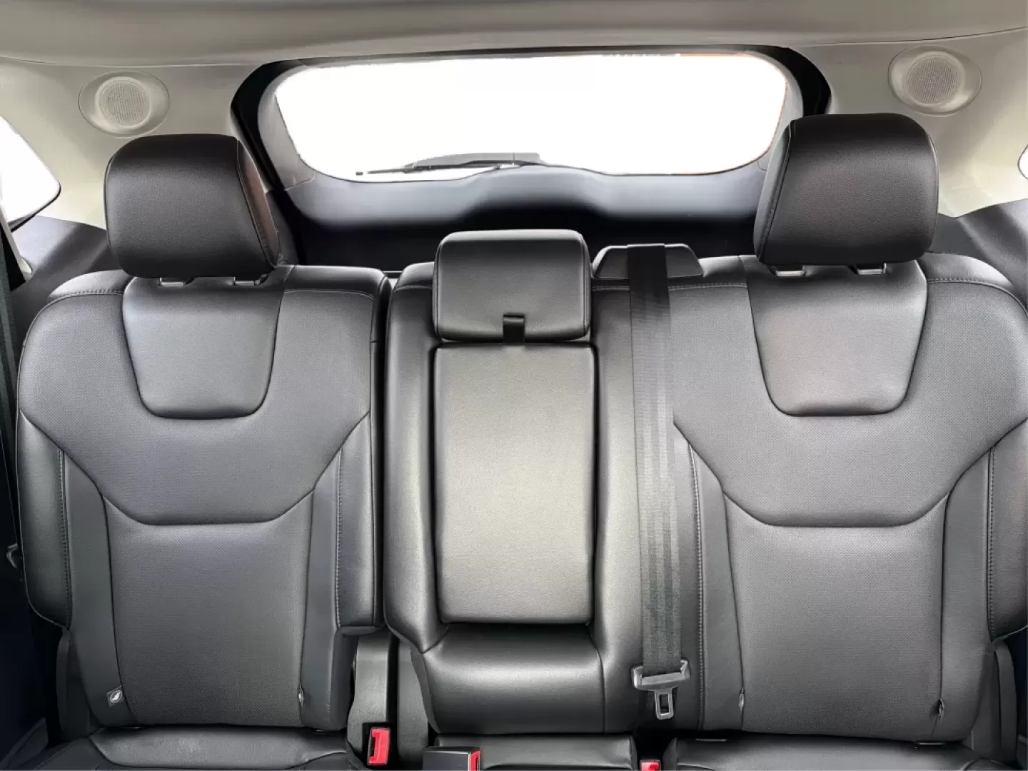 2018 Ford Edge Titanium (2FMPK4K92JB) with an Other engine, located at 1951 S Dayton Lakeview Rd., New Carlisle, OH, 45344, (937) 908-9800, 39.890999, -84.050255 - Unlock a world of adventure and endless possibilities with the 2018 Ford Edge Titanium, now available at Advantage Car and Credit in New Carlisle, OH. This sleek and stylish SUV is more than just a vehicle; it's your partner in creating unforgettable family memories, weekend getaways, and daily comm - Photo#14