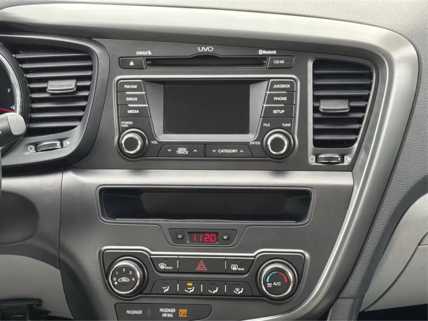 2013 Kia Optima LX (KNAGM4A74D5) with an 2.4L I-4 gasoline direct injection engine, located at 880 E. National Road, Vandalia, OH, 45377, (937) 908-9800, 39.891918, -84.183594 - **Discover Adventure with the 2013 Kia Optima LX at Advantage Car and Credit - Vandalia!** <br /> <br /> Are you ready to elevate your daily drive? Whether you're commuting to work, running errands, or planning a weekend getaway, the 2013 Kia Optima LX is the ideal sedan that seamlessly fits into y - Photo#13