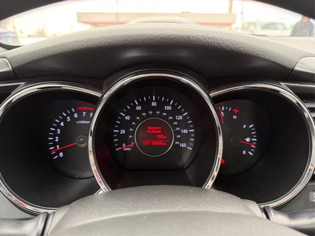 2013 Kia Optima LX (KNAGM4A74D5) with an 2.4L I-4 gasoline direct injection engine, located at 880 E. National Road, Vandalia, OH, 45377, (937) 908-9800, 39.891918, -84.183594 - **Discover Adventure with the 2013 Kia Optima LX at Advantage Car and Credit - Vandalia!** <br /> <br /> Are you ready to elevate your daily drive? Whether you're commuting to work, running errands, or planning a weekend getaway, the 2013 Kia Optima LX is the ideal sedan that seamlessly fits into y - Photo#15