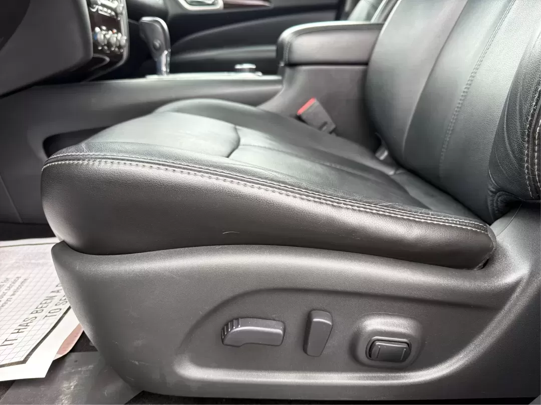 2013 Nissan Pathfinder SL (5N1AR2MM7DC) with an 3.5L V-6 DOHC engine, located at 1184 Kauffman Ave, Fairborn, OH, 45324, (937) 908-9800, 39.807072, -84.030914 - **Discover Your Next Adventure with the 2013 Nissan Pathfinder at Advantage Car and Credit in Fairborn, OH!**<br /> <br /> Are you ready to elevate your family outings or weekend adventures? Look no further than the 2013 Nissan Pathfinder SL, a spacious and dependable SUV perfect for growing familie - Photo#17