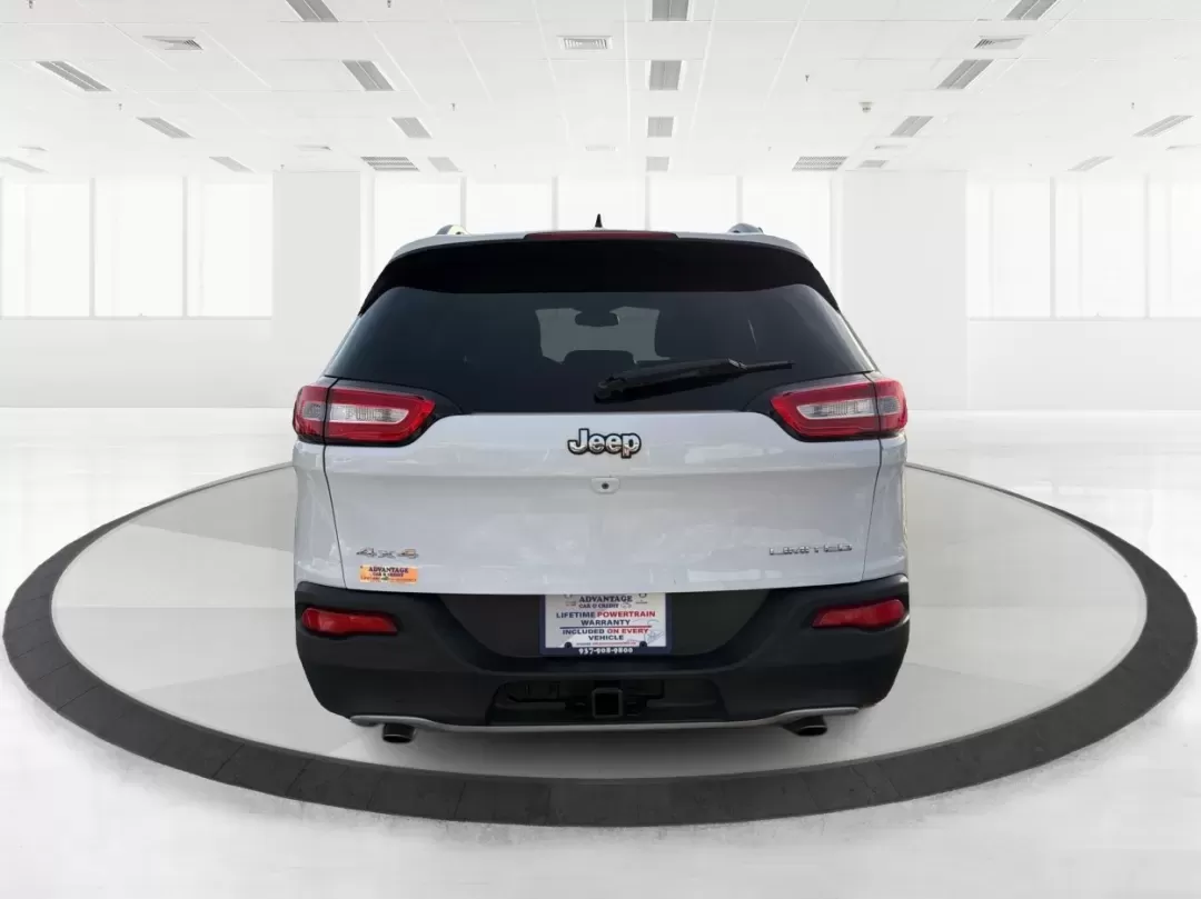 2014 Jeep Cherokee Limited (1C4PJMDS7EW) with an Other engine, located at 8750 N County Rd 25A, Piqua, OH, 45356, (937) 908-9800, 40.164391, -84.232513 - **Adventure Awaits in the 2014 Jeep Cherokee Limited Perfect for Families or Weekend Getaways!**<br /> <br /> Are you looking for a vehicle that's as versatile as your lifestyle? The 2014 Jeep Cherokee Limited, available at Advantage Car and Credit - Piqua, is your ticket to freedom on the open roa - Photo#3