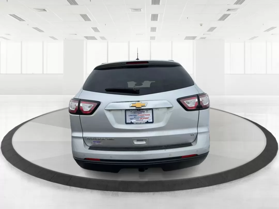 2017 Chevrolet Traverse 1LT (1GNKVGKD1HJ) with an 3.6L V-6 gasoline direct injection engine, located at 880 E. National Road, Vandalia, OH, 45377, (937) 908-9800, 39.891918, -84.183594 - **Adventure Awaits with the 2017 Chevrolet Traverse at Advantage Car and Credit!**<br /> <br /> Are you ready to elevate your family road trips or weekend adventures? Look no further than our stunning 2017 Chevrolet Traverse, available now at Advantage Car and Credit in Vandalia, OH. This spacious S - Photo#3