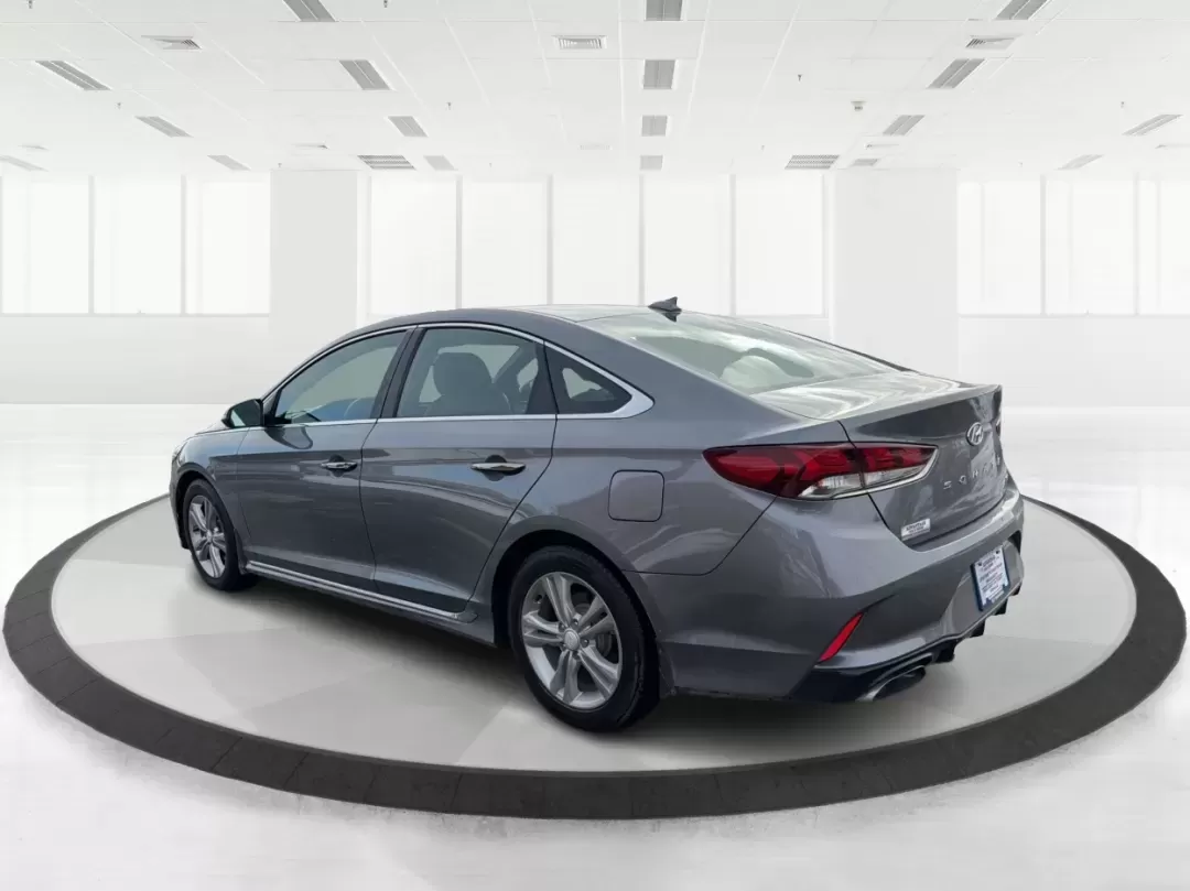 2018 Hyundai Sonata Sport (5NPE34AF6JH) with an 2.4L I-4 gasoline direct injection engine, located at 880 E. National Road, Vandalia, OH, 45377, (937) 908-9800, 39.891918, -84.183594 - **Discover the 2018 Hyundai Sonata Sport: Elevate Your Daily Commute in Style!**<br /> <br /> Are you seeking a vehicle that perfectly balances style, comfort, and reliability for your daily commute or family outings? Look no further than this stunning 2018 Hyundai Sonata Sport, available now at Adv - Photo#3