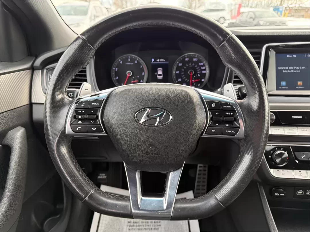 2018 Hyundai Sonata Sport (5NPE34AF6JH) with an 2.4L I-4 gasoline direct injection engine, located at 880 E. National Road, Vandalia, OH, 45377, (937) 908-9800, 39.891918, -84.183594 - **Discover the 2018 Hyundai Sonata Sport: Elevate Your Daily Commute in Style!**<br /> <br /> Are you seeking a vehicle that perfectly balances style, comfort, and reliability for your daily commute or family outings? Look no further than this stunning 2018 Hyundai Sonata Sport, available now at Adv - Photo#15