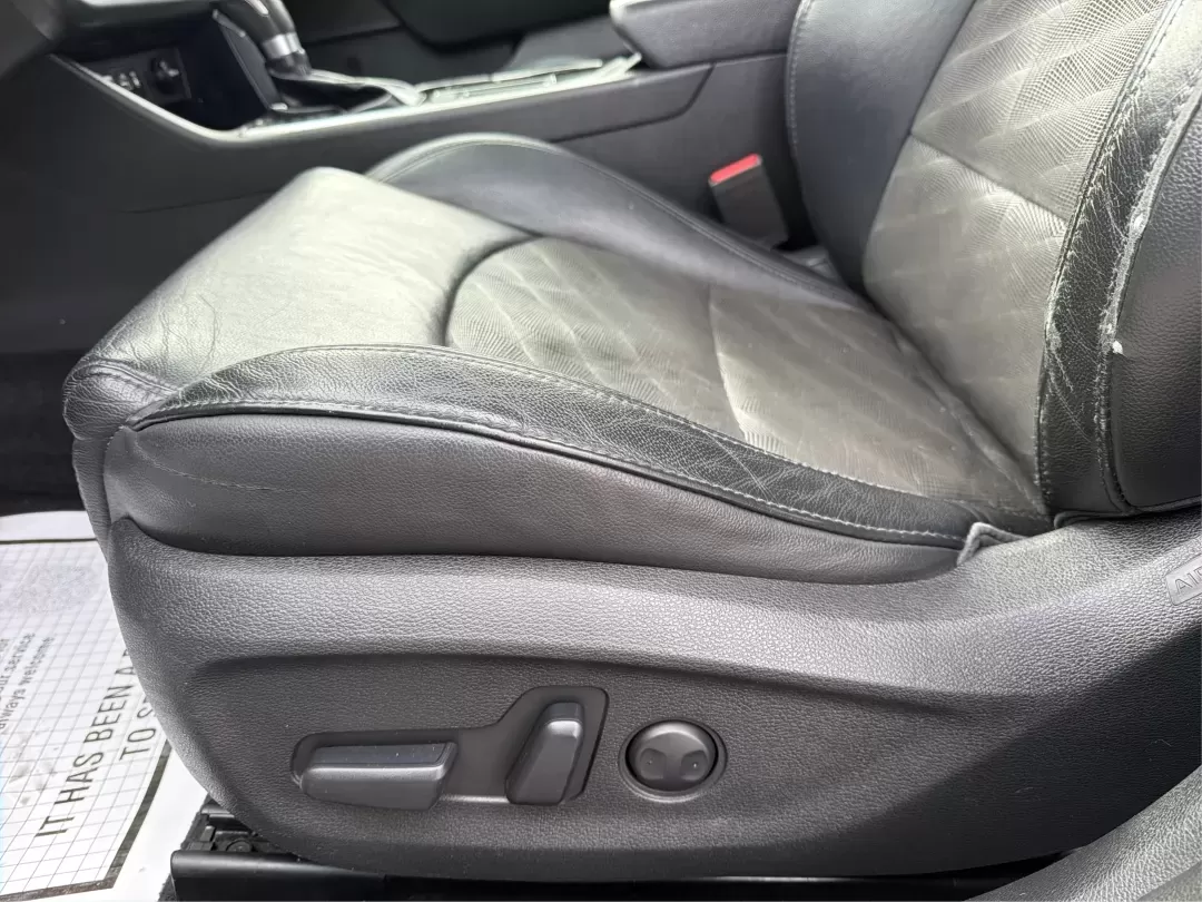 2018 Hyundai Sonata Sport (5NPE34AF6JH) with an 2.4L I-4 gasoline direct injection engine, located at 880 E. National Road, Vandalia, OH, 45377, (937) 908-9800, 39.891918, -84.183594 - **Discover the 2018 Hyundai Sonata Sport: Elevate Your Daily Commute in Style!**<br /> <br /> Are you seeking a vehicle that perfectly balances style, comfort, and reliability for your daily commute or family outings? Look no further than this stunning 2018 Hyundai Sonata Sport, available now at Adv - Photo#16