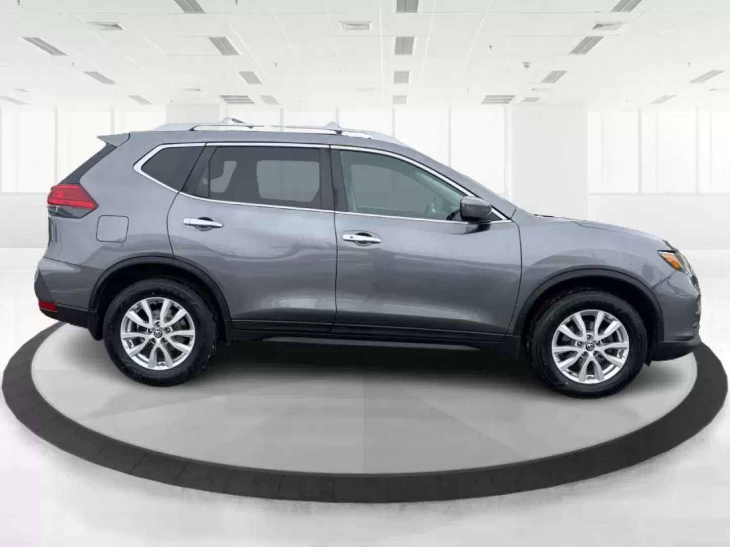2017 Nissan Rogue (5N1AT2MV8HC) with an 2.5L I-4 DOHC engine, located at 401 Woodman Dr, Riverside, OH, 45431, (937) 908-9800, 39.760899, -84.123421 - **Adventure Awaits with the 2017 Nissan Rogue SV Perfect for Growing Families!**<br /> <br /> Are you in search of a reliable SUV that fits your active lifestyle? Look no further than this 2017 Nissan Rogue SV, available now at Advantage Car and Credit - Troy! This spacious sport utility vehicle is - Photo#1
