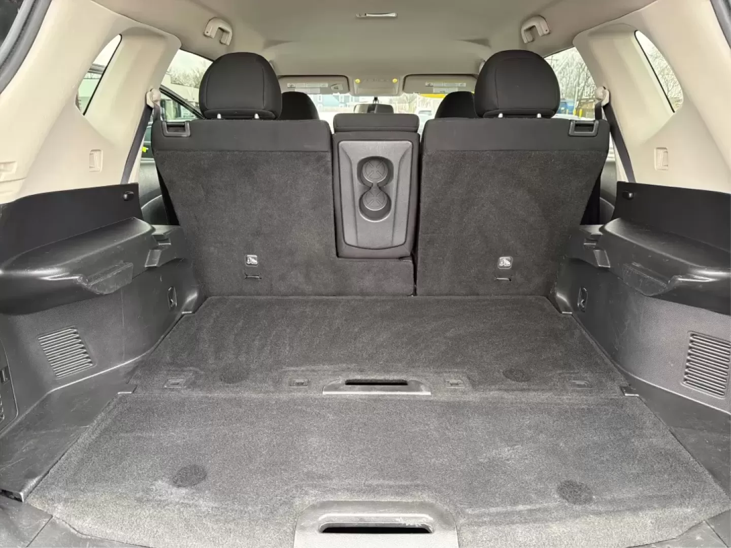 2017 Nissan Rogue (5N1AT2MV8HC) with an 2.5L I-4 DOHC engine, located at 401 Woodman Dr, Riverside, OH, 45431, (937) 908-9800, 39.760899, -84.123421 - **Adventure Awaits with the 2017 Nissan Rogue SV Perfect for Growing Families!**<br /> <br /> Are you in search of a reliable SUV that fits your active lifestyle? Look no further than this 2017 Nissan Rogue SV, available now at Advantage Car and Credit - Troy! This spacious sport utility vehicle is - Photo#12