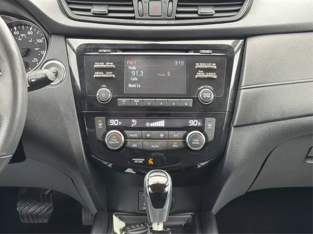 2017 Nissan Rogue SV (5N1AT2MV8HC) with an 2.5L I-4 DOHC engine, located at 1099 N County Rd 25A , Troy, OH, 45373, (937) 908-9800, 40.057079, -84.212883 - **Adventure Awaits with the 2017 Nissan Rogue SV Perfect for Growing Families!**<br /> <br /> Are you in search of a reliable SUV that fits your active lifestyle? Look no further than this 2017 Nissan Rogue SV, available now at Advantage Car and Credit - Troy! This spacious sport utility vehicle is - Photo#13