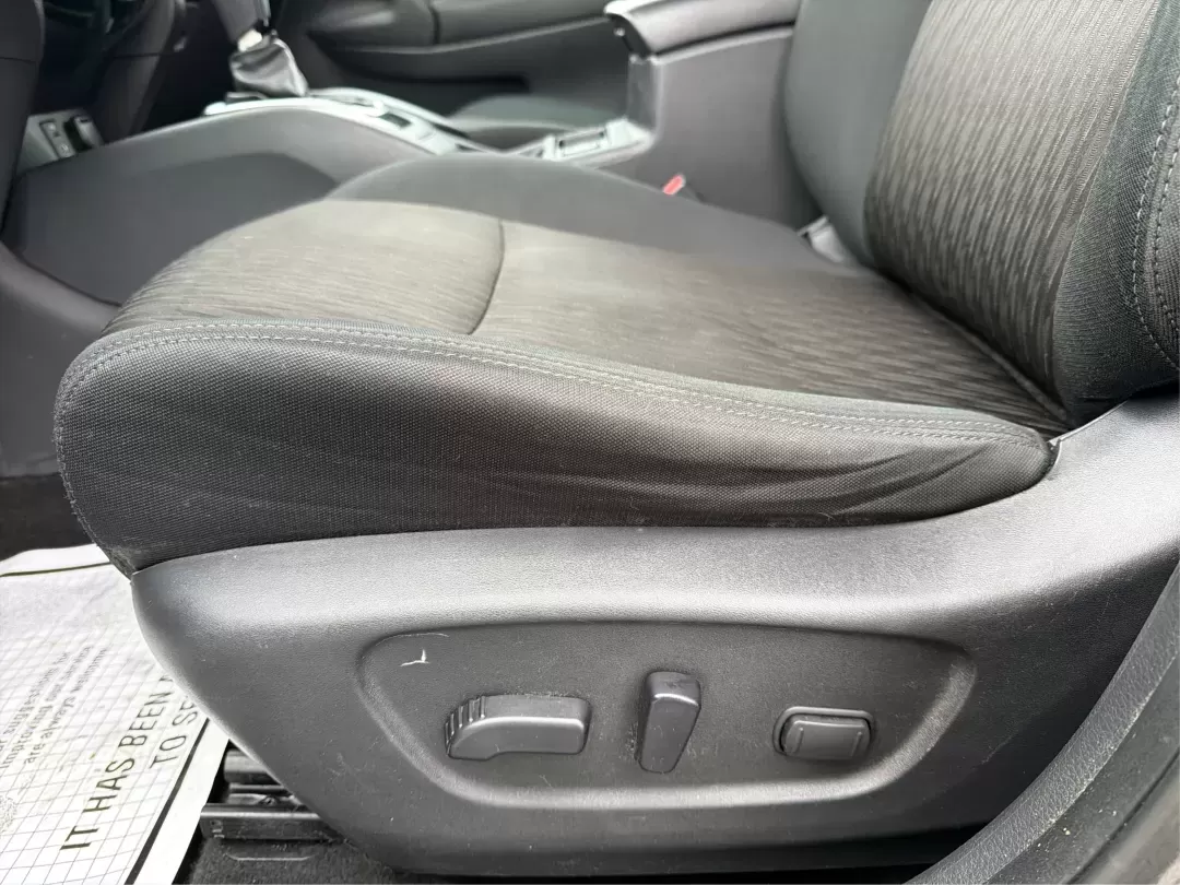 2017 Nissan Rogue SV (5N1AT2MV8HC) with an 2.5L I-4 DOHC engine, located at 1099 N County Rd 25A , Troy, OH, 45373, (937) 908-9800, 40.057079, -84.212883 - **Adventure Awaits with the 2017 Nissan Rogue SV Perfect for Growing Families!**<br /> <br /> Are you in search of a reliable SUV that fits your active lifestyle? Look no further than this 2017 Nissan Rogue SV, available now at Advantage Car and Credit - Troy! This spacious sport utility vehicle is - Photo#16