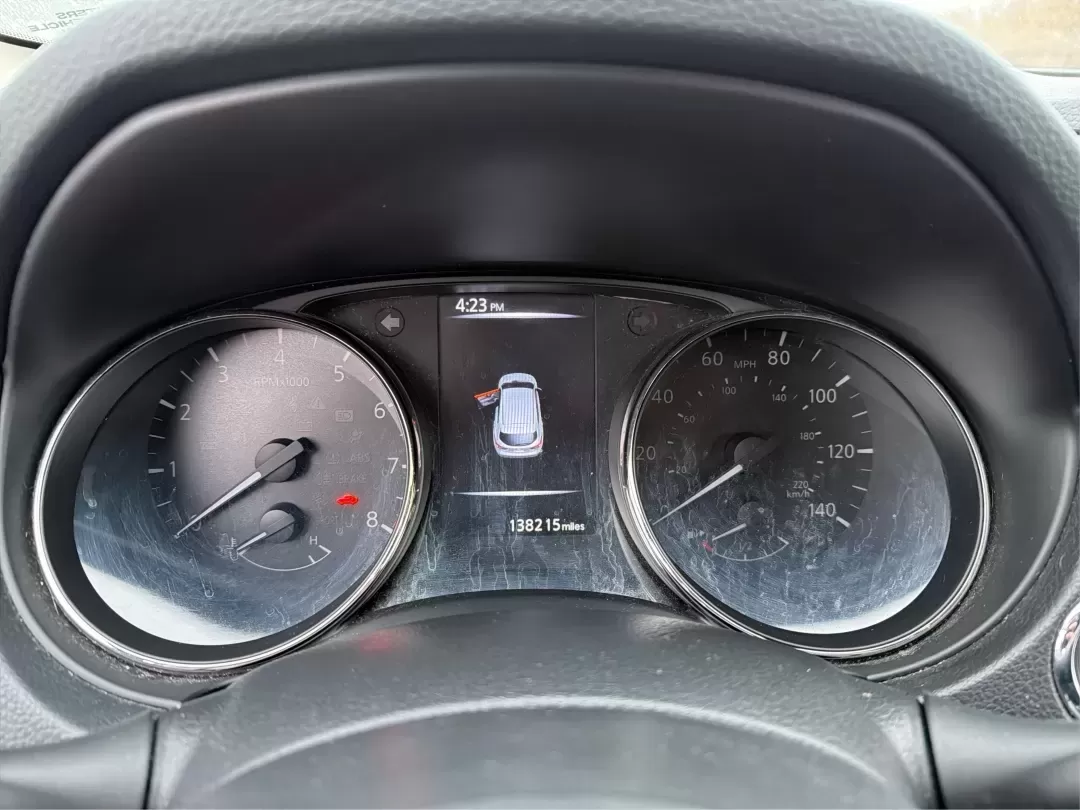 2018 Nissan Rogue SL (JN1BJ1CRXJW) with an 2L I-4 gasoline direct injection engine, located at 1184 Kauffman Ave, Fairborn, OH, 45324, (937) 908-9800, 39.807072, -84.030914 - **Adventure Awaits with the 2018 Nissan Rogue SL at Advantage Car and Credit - Fairborn!**<br /> <br /> Are you ready to elevate your driving experience and create unforgettable memories on the road? The 2018 Nissan Rogue SL is the ideal companion for growing families, weekend adventurers, or anyone - Photo#15