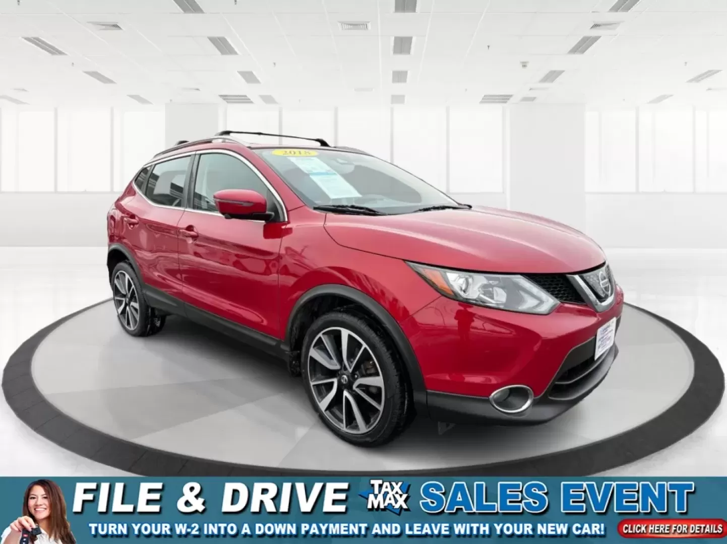 2018 Nissan Rogue SL (JN1BJ1CRXJW) with an 2L I-4 gasoline direct injection engine, located at 8750 N County Rd 25A, Piqua, OH, 45356, (937) 908-9800, 40.164391, -84.232513 - **Adventure Awaits with the 2018 Nissan Rogue SL at Advantage Car and Credit - Fairborn!**<br /> <br /> Are you ready to elevate your driving experience and create unforgettable memories on the road? The 2018 Nissan Rogue SL is the ideal companion for growing families, weekend adventurers, or anyone - Photo#0
