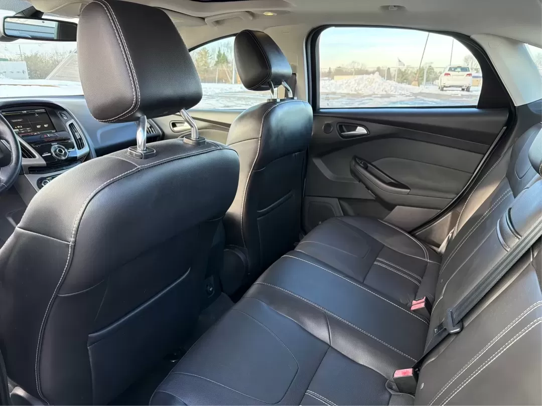 2012 Ford Focus SEL (1FAHP3H28CL) with an 2L I-4 gasoline direct injection engine, located at 8750 N County Rd 25A, Piqua, OH, 45356, (937) 908-9800, 40.164391, -84.232513 - ### Experience Comfort and Convenience with the 2012 Ford Focus SEL at Advantage Car and Credit - Piqua<br /> <br /> Are you searching for a reliable vehicle that perfectly complements your busy lifestyle? Whether you're commuting to work, running errands around Piqua, or planning a family road trip - Photo#10