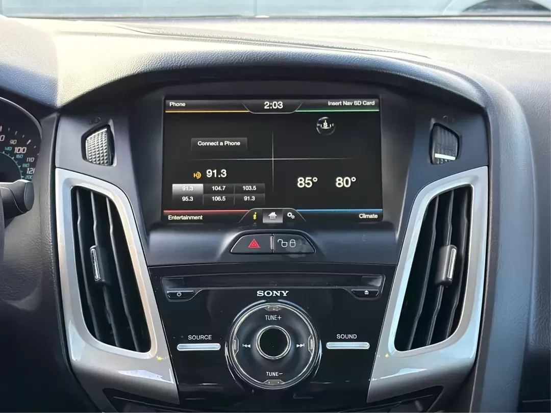 2012 Ford Focus SEL (1FAHP3H28CL) with an 2L I-4 gasoline direct injection engine, located at 8750 N County Rd 25A, Piqua, OH, 45356, (937) 908-9800, 40.164391, -84.232513 - ### Experience Comfort and Convenience with the 2012 Ford Focus SEL at Advantage Car and Credit - Piqua<br /> <br /> Are you searching for a reliable vehicle that perfectly complements your busy lifestyle? Whether you're commuting to work, running errands around Piqua, or planning a family road trip - Photo#13