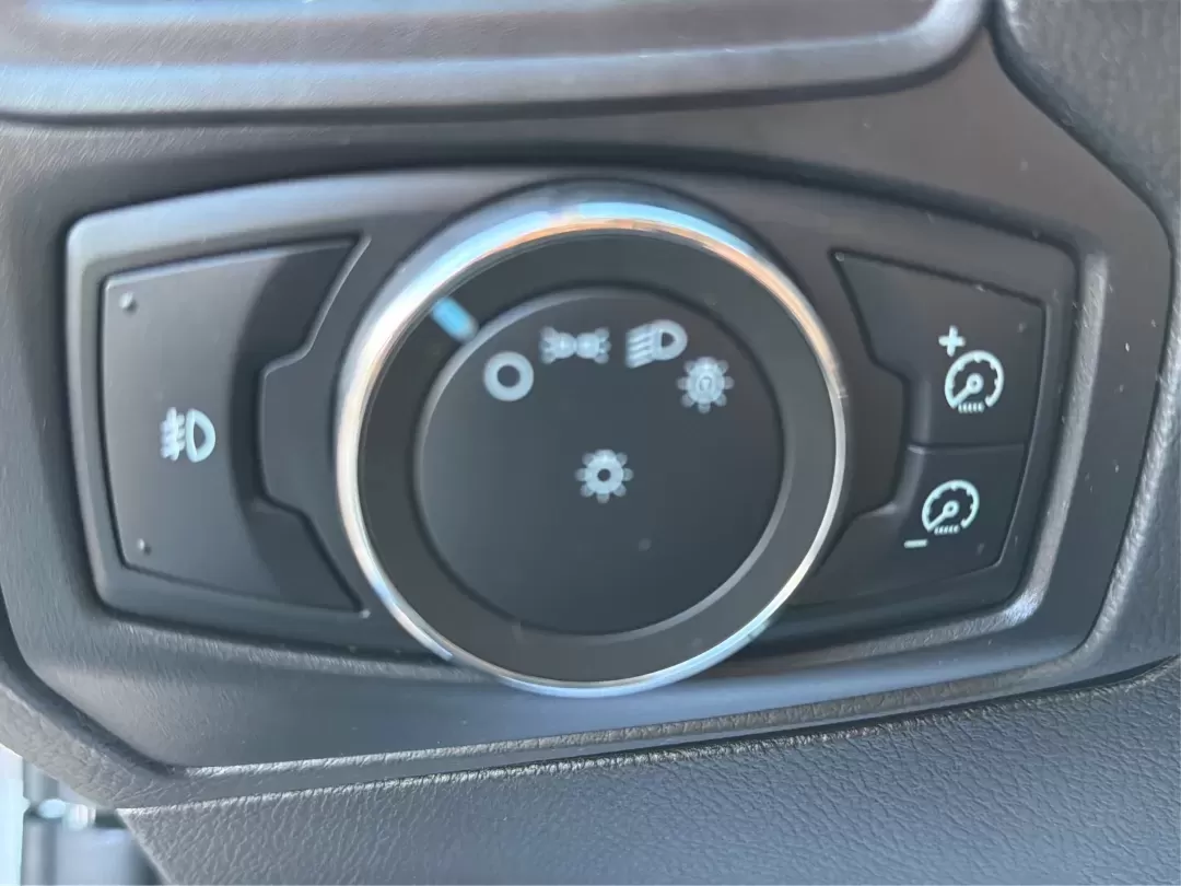 2012 Ford Focus SEL (1FAHP3H28CL) with an 2L I-4 gasoline direct injection engine, located at 8750 N County Rd 25A, Piqua, OH, 45356, (937) 908-9800, 40.164391, -84.232513 - ### Experience Comfort and Convenience with the 2012 Ford Focus SEL at Advantage Car and Credit - Piqua<br /> <br /> Are you searching for a reliable vehicle that perfectly complements your busy lifestyle? Whether you're commuting to work, running errands around Piqua, or planning a family road trip - Photo#17