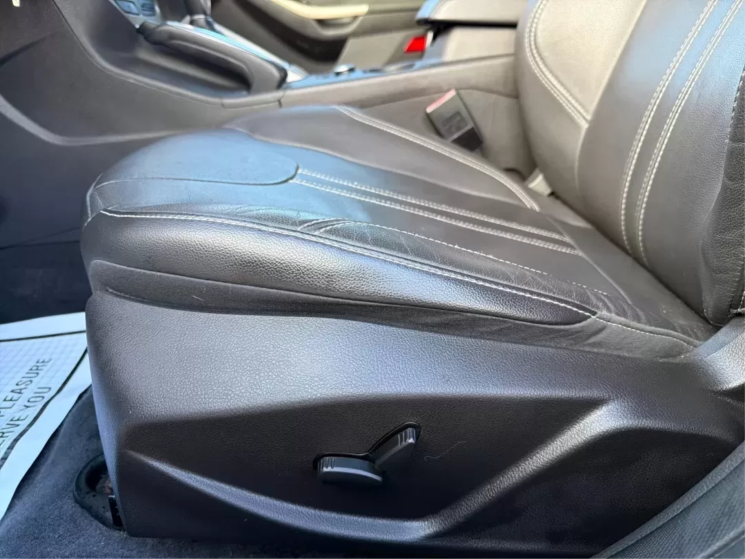 2012 Ford Focus SEL (1FAHP3H28CL) with an 2L I-4 gasoline direct injection engine, located at 8750 N County Rd 25A, Piqua, OH, 45356, (937) 908-9800, 40.164391, -84.232513 - ### Experience Comfort and Convenience with the 2012 Ford Focus SEL at Advantage Car and Credit - Piqua<br /> <br /> Are you searching for a reliable vehicle that perfectly complements your busy lifestyle? Whether you're commuting to work, running errands around Piqua, or planning a family road trip - Photo#18