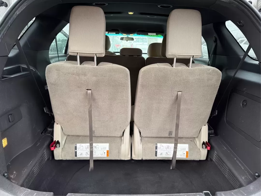 2015 Ford Explorer Base (1FM5K8B82FG) with an Other engine, located at 8750 N County Rd 25A, Piqua, OH, 45356, (937) 908-9800, 40.164391, -84.232513 - **Adventure Awaits: Explore New Horizons with the 2015 Ford Explorer from Advantage Car and Credit - Piqua!**<br /> <br /> Are you ready to elevate your driving experience and embrace life's adventures? Whether you're planning family outings, commuting to work, or embarking on weekend getaways, the - Photo#12