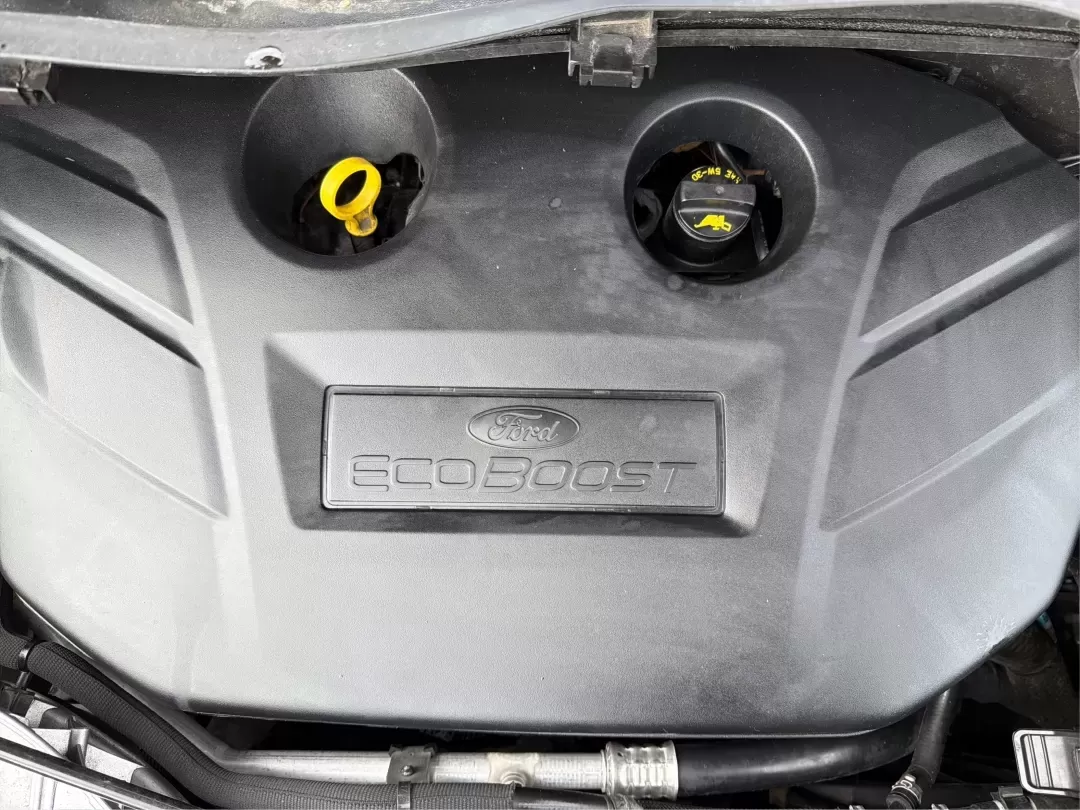 2017 Ford Escape SE (1FMCU0G95HU) with an Other engine, located at 8750 N County Rd 25A, Piqua, OH, 45356, (937) 908-9800, 40.164391, -84.232513 - Are you ready to elevate your lifestyle with a vehicle that perfectly balances comfort, versatility, and affordability? Look no further than the stunning 2017 Ford Escape SE, available now at Advantage Car and Credit - Piqua. This SUV is not just a vehicle; it's your new partner for family outings, - Photo#11