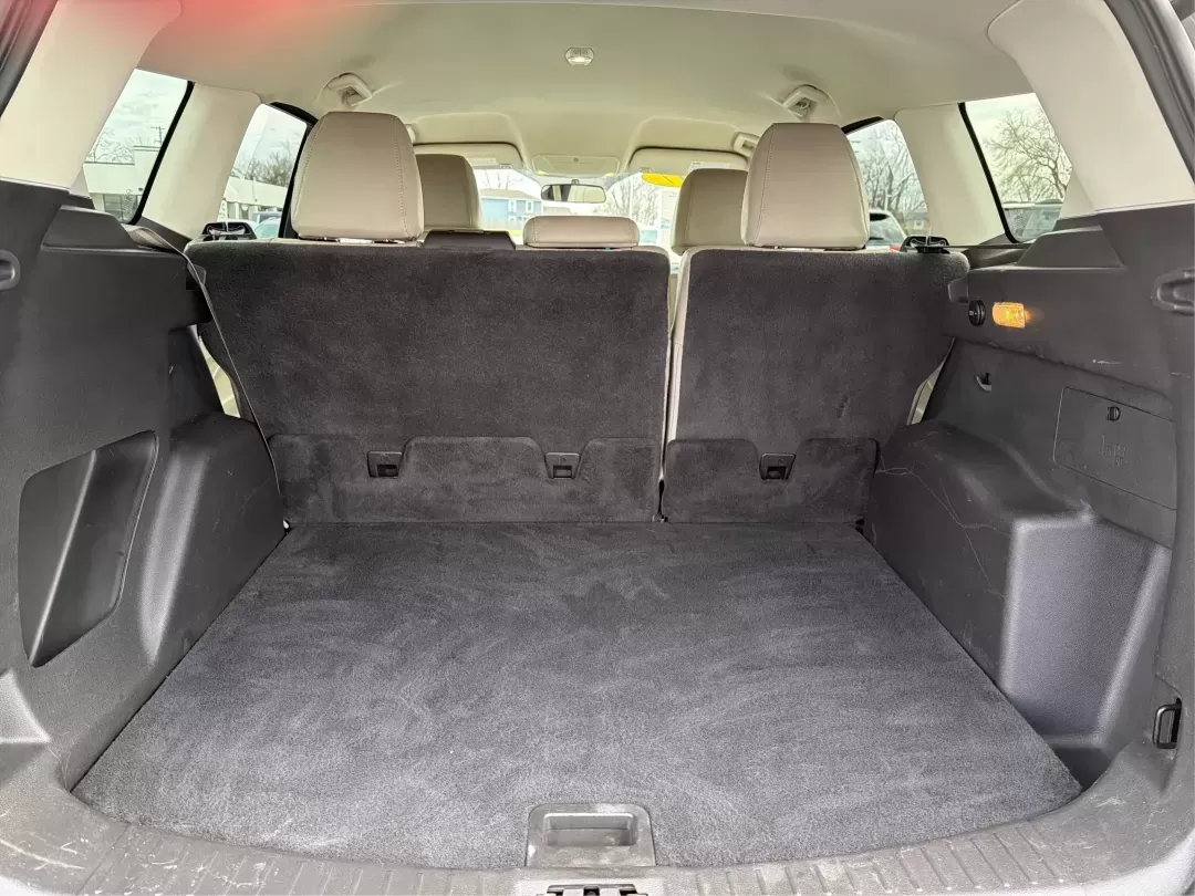 2017 Ford Escape SE (1FMCU0G95HU) with an Other engine, located at 8750 N County Rd 25A, Piqua, OH, 45356, (937) 908-9800, 40.164391, -84.232513 - Are you ready to elevate your lifestyle with a vehicle that perfectly balances comfort, versatility, and affordability? Look no further than the stunning 2017 Ford Escape SE, available now at Advantage Car and Credit - Piqua. This SUV is not just a vehicle; it's your new partner for family outings, - Photo#12