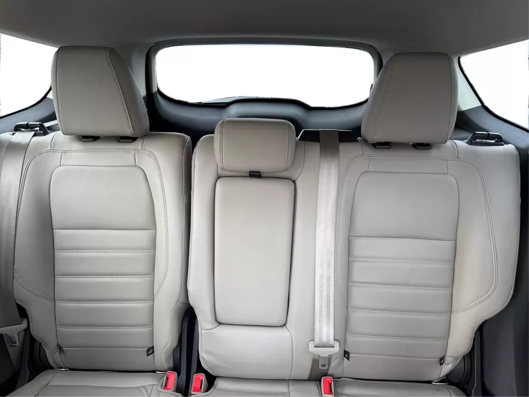 2017 Ford Escape SE (1FMCU0G95HU) with an Other engine, located at 8750 N County Rd 25A, Piqua, OH, 45356, (937) 908-9800, 40.164391, -84.232513 - Are you ready to elevate your lifestyle with a vehicle that perfectly balances comfort, versatility, and affordability? Look no further than the stunning 2017 Ford Escape SE, available now at Advantage Car and Credit - Piqua. This SUV is not just a vehicle; it's your new partner for family outings, - Photo#14