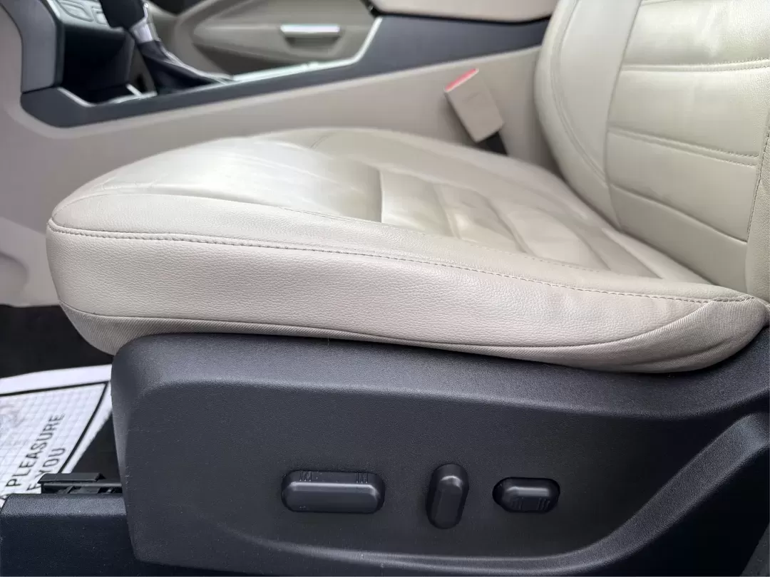 2017 Ford Escape SE (1FMCU0G95HU) with an Other engine, located at 8750 N County Rd 25A, Piqua, OH, 45356, (937) 908-9800, 40.164391, -84.232513 - Are you ready to elevate your lifestyle with a vehicle that perfectly balances comfort, versatility, and affordability? Look no further than the stunning 2017 Ford Escape SE, available now at Advantage Car and Credit - Piqua. This SUV is not just a vehicle; it's your new partner for family outings, - Photo#18