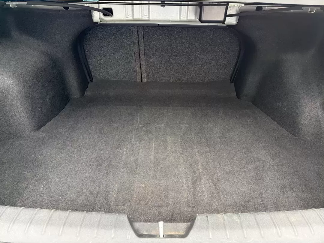 2017 Kia Optima LX (5XXGT4L31HG) with an Theta II 2.4L I-4 gasoline direct injection engine, located at 8750 N County Rd 25A, Piqua, OH, 45356, (937) 908-9800, 40.164391, -84.232513 - Are you ready to elevate your daily drive while embracing a lifestyle of convenience and reliability? Look no further than this stunning 2017 Kia Optima LX, available now at Advantage Car and Credit in Piqua, OH! This sedan is perfect for budget-conscious buyers seeking an efficient and stylish vehi - Photo#12