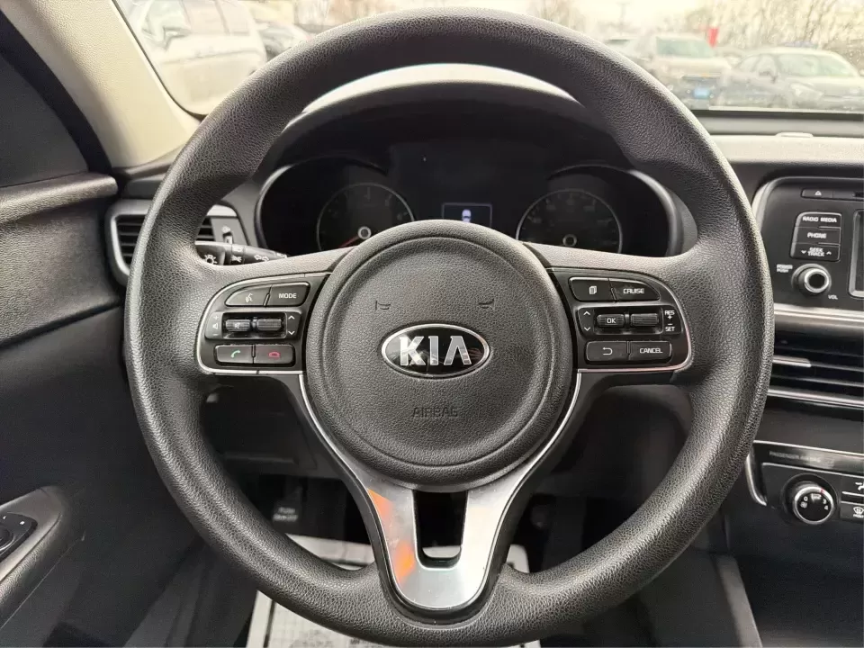 2017 Kia Optima LX (5XXGT4L31HG) with an Theta II 2.4L I-4 gasoline direct injection engine, 6A transmission, located at 880 E. National Road, Vandalia, OH, 45377, (937) 908-9800, 39.891918, -84.183594 - Are you ready to elevate your daily drive while embracing a lifestyle of convenience and reliability? Look no further than this stunning 2017 Kia Optima LX, available now at Advantage Car and Credit in Piqua, OH! This sedan is perfect for budget-conscious buyers seeking an efficient and stylish vehi - Photo#16