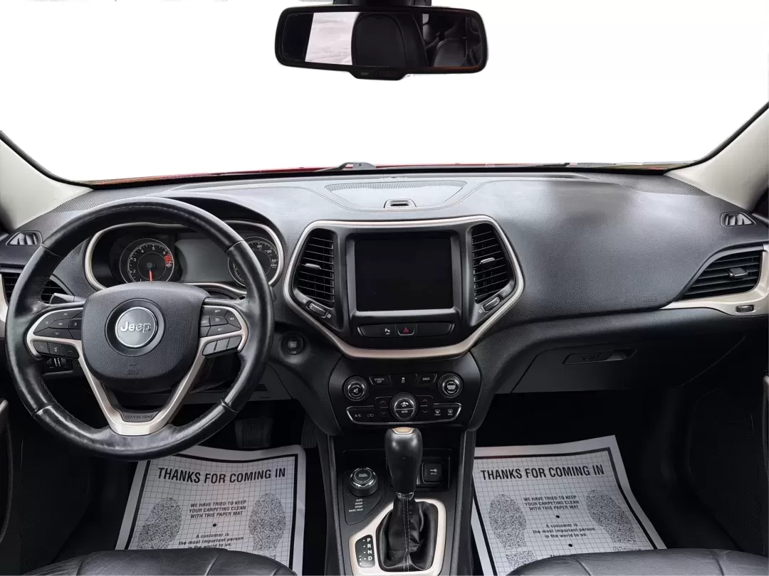 2018 Jeep Cherokee Limited 4x4 (1C4PJMDB4JD) with an Other engine, located at 1951 S Dayton Lakeview Rd., New Carlisle, OH, 45344, (937) 908-9800, 39.890999, -84.050255 - **Adventure Awaits with the 2018 Jeep Cherokee Limited 4x4!**<br /> <br /> Are you ready to elevate your daily drive or embark on unforgettable weekend adventures? Look no further than this stunning 2018 Jeep Cherokee Limited 4x4, now available at Advantage Car and Credit, your trusted Buy Here Pay - Photo#20