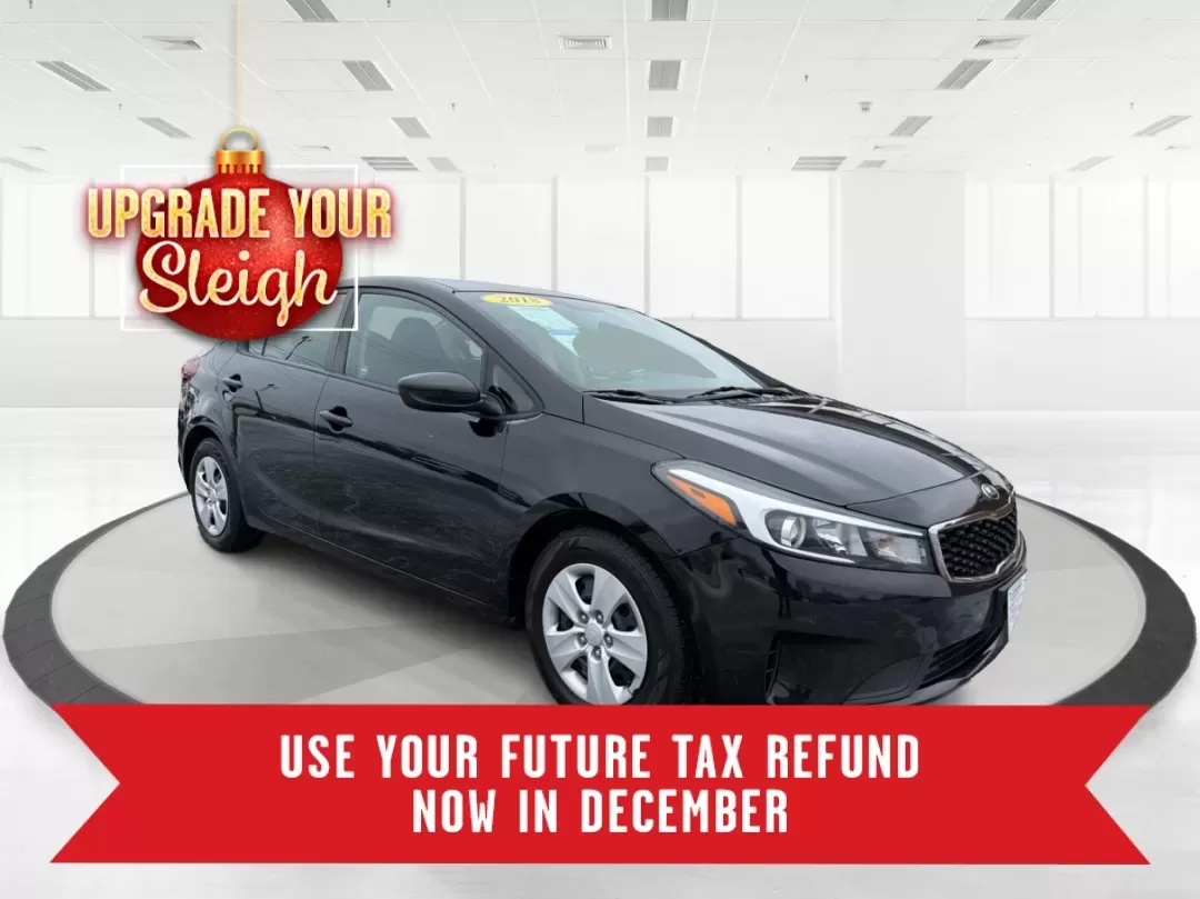 2018 Kia Forte LX (3KPFK4A71JE) with an 2L I-4 DOHC engine, located at 1951 S Dayton Lakeview Rd., New Carlisle, OH, 45344, (937) 908-9800, 39.890999, -84.050255 - **Discover Your Next Adventure with the 2018 Kia Forte at Advantage Car and Credit!**<br /> <br /> Are you in the market for a reliable and stylish sedan that accommodates your busy lifestyle? Look no further than this stunning 2018 Kia Forte LX, available now at Advantage Car and Credit in New Carl - Photo#0