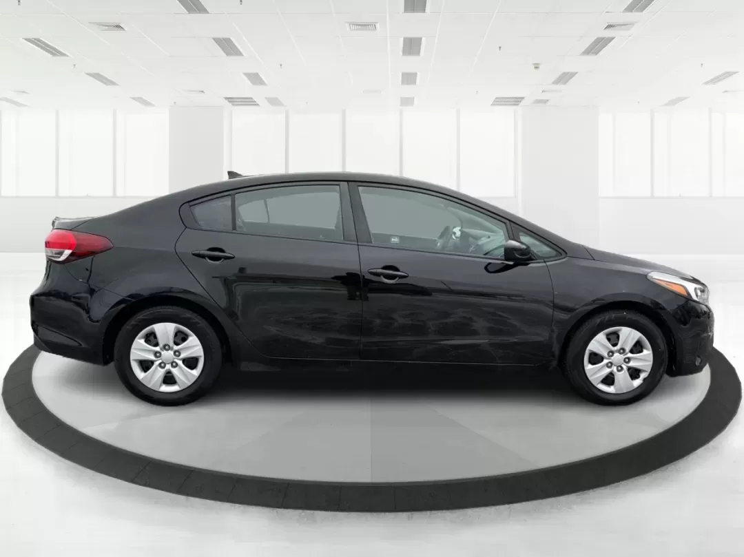 2018 Kia Forte LX (3KPFK4A71JE) with an 2L I-4 DOHC engine, located at 1951 S Dayton Lakeview Rd., New Carlisle, OH, 45344, (937) 908-9800, 39.890999, -84.050255 - **Discover Your Next Adventure with the 2018 Kia Forte at Advantage Car and Credit!**<br /> <br /> Are you in the market for a reliable and stylish sedan that accommodates your busy lifestyle? Look no further than this stunning 2018 Kia Forte LX, available now at Advantage Car and Credit in New Carl - Photo#1