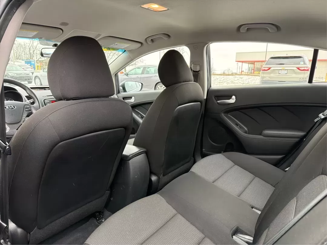 2018 Kia Forte LX (3KPFK4A71JE) with an 2L I-4 DOHC engine, located at 1951 S Dayton Lakeview Rd., New Carlisle, OH, 45344, (937) 908-9800, 39.890999, -84.050255 - **Discover Your Next Adventure with the 2018 Kia Forte at Advantage Car and Credit!**<br /> <br /> Are you in the market for a reliable and stylish sedan that accommodates your busy lifestyle? Look no further than this stunning 2018 Kia Forte LX, available now at Advantage Car and Credit in New Carl - Photo#10