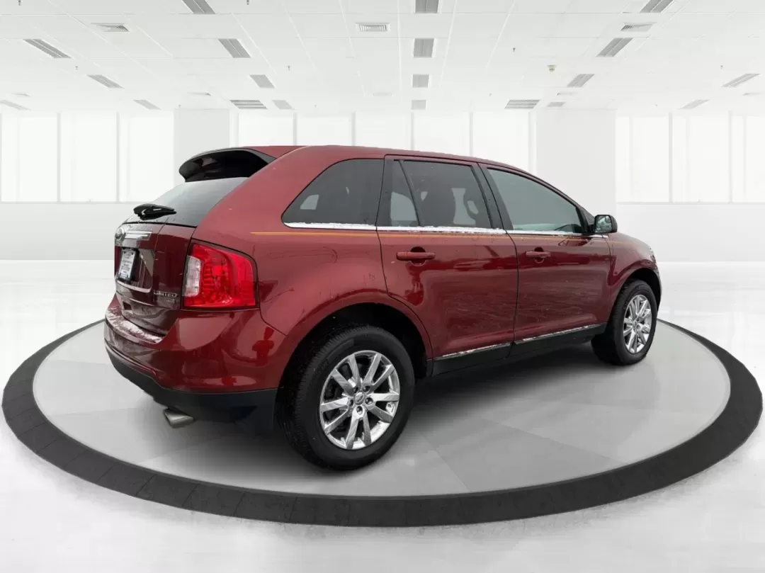 2014 Ford Edge Limited (2FMDK4KC2EB) with an 3.5L V-6 DOHC engine, located at 8750 N County Rd 25A, Piqua, OH, 45356, (937) 908-9800, 40.164391, -84.232513 - **Discover the Perfect Family SUV for Your Next Adventure: 2014 Ford Edge Limited at Advantage Car and Credit - Piqua!**<br /> <br /> Are you searching for a versatile and stylish vehicle that can accommodate your growing family's needs while also providing the comfort and style you crave? Look no f - Photo#2