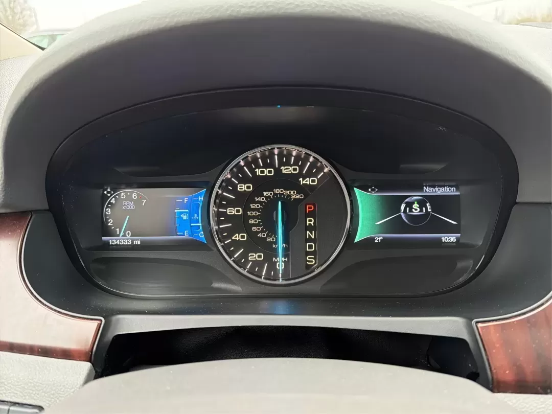 2014 Ford Edge Limited (2FMDK4KC2EB) with an 3.5L V-6 DOHC engine, located at 8750 N County Rd 25A, Piqua, OH, 45356, (937) 908-9800, 40.164391, -84.232513 - **Discover the Perfect Family SUV for Your Next Adventure: 2014 Ford Edge Limited at Advantage Car and Credit - Piqua!**<br /> <br /> Are you searching for a versatile and stylish vehicle that can accommodate your growing family's needs while also providing the comfort and style you crave? Look no f - Photo#14