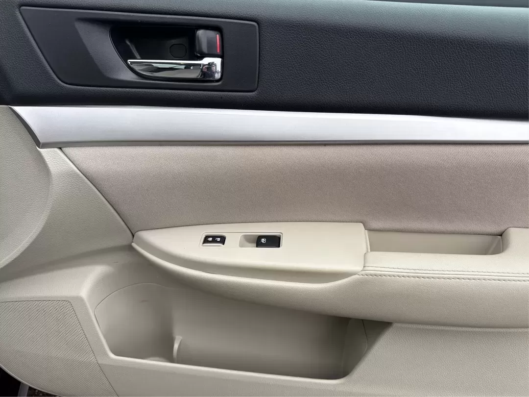 2013 Subaru Outback 2.5i Premium (4S4BRCCCXD3) with an 2.5L H-4 DOHC engine, located at 8750 N County Rd 25A, Piqua, OH, 45356, (937) 908-9800, 40.164391, -84.232513 - **Explore Endless Adventures with the 2013 Subaru Outback - Your Ideal Companion for Life in Piqua!**<br /> <br /> Are you ready to elevate your daily routine or weekend getaways? The 2013 Subaru Outback 2.5i Premium is not just a car; it's a lifestyle choice tailored for those who crave adventure a - Photo#18