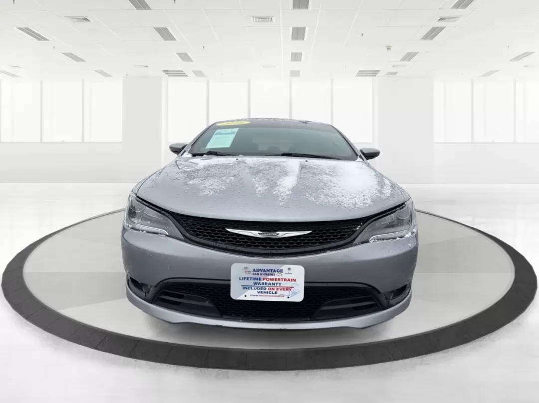 2016 Chrysler 200 S (1C3CCCBB3GN) with an Other engine, located at 880 E. National Road, Vandalia, OH, 45377, (937) 908-9800, 39.891918, -84.183594 - **Elevate Your Commute with the 2016 Chrysler 200 S at Advantage Car and Credit - Vandalia!**<br /> <br /> Are you looking for the perfect blend of style, comfort, and performance for your daily commute or family outings? The 2016 Chrysler 200 S is your ideal companion, offering a sophisticated seda - Photo#7