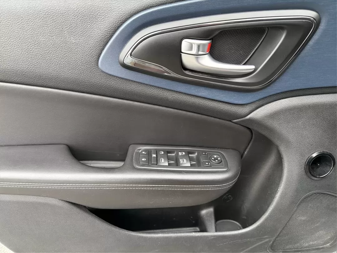 2016 Chrysler 200 S (1C3CCCBB3GN) with an Other engine, located at 880 E. National Road, Vandalia, OH, 45377, (937) 908-9800, 39.891918, -84.183594 - **Elevate Your Commute with the 2016 Chrysler 200 S at Advantage Car and Credit - Vandalia!**<br /> <br /> Are you looking for the perfect blend of style, comfort, and performance for your daily commute or family outings? The 2016 Chrysler 200 S is your ideal companion, offering a sophisticated seda - Photo#18