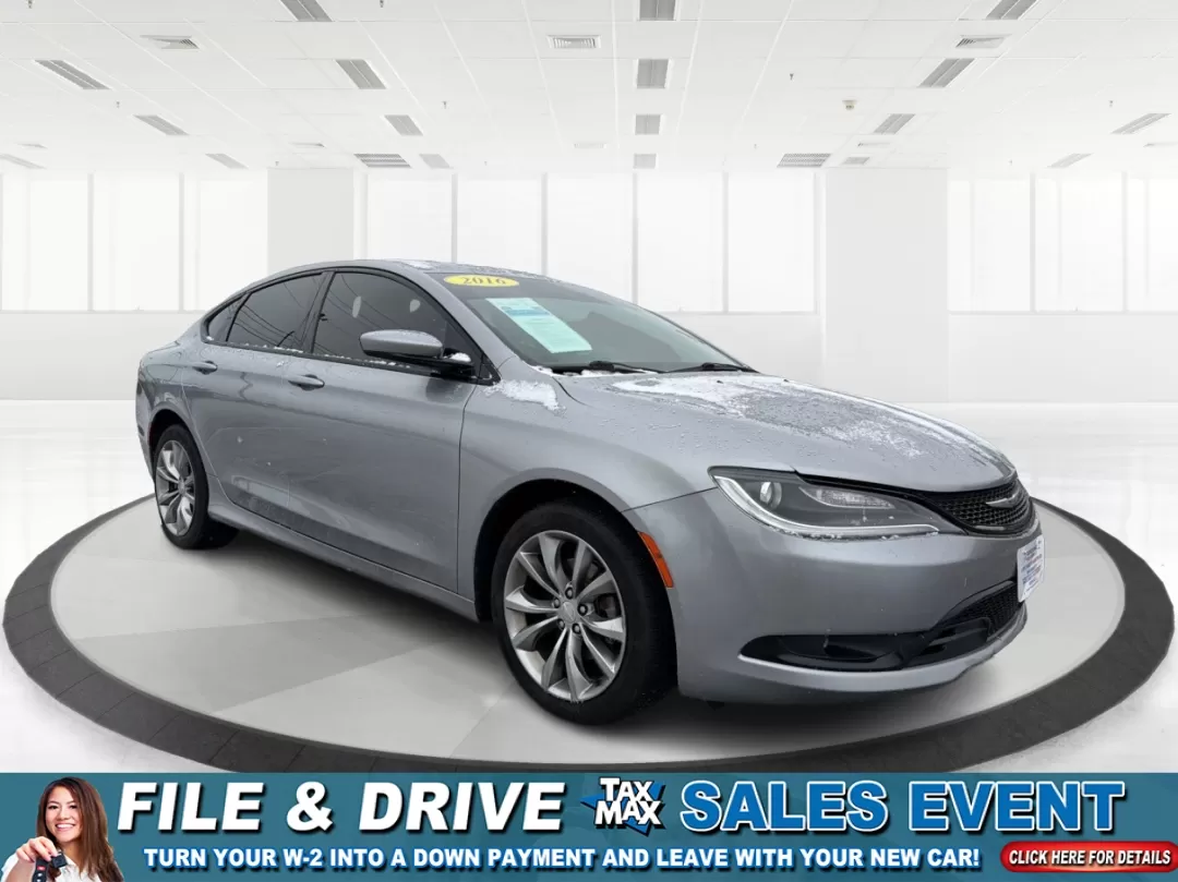 2016 Chrysler 200 S