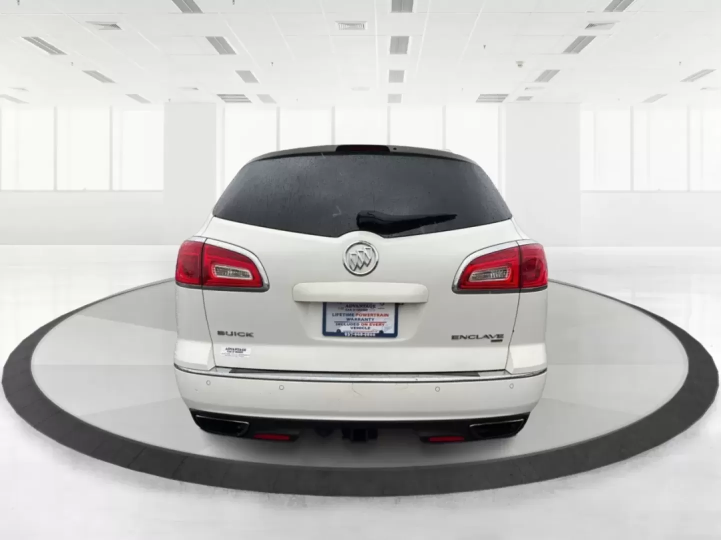 2014 Buick Enclave Leather (5GAKVBKD7EJ) with an 3.6L V-6 gasoline direct injection engine, located at 1184 Kauffman Ave, Fairborn, OH, 45324, (937) 908-9800, 39.807072, -84.030914 - **Experience the Ultimate Family Adventure with the 2014 Buick Enclave at Advantage Car and Credit!** <br /> <br /> Are you a growing family seeking the perfect vehicle to accommodate your busy lifestyle? Look no further than this stunning 2014 Buick Enclave, now available at Advantage Car and Credi - Photo#3