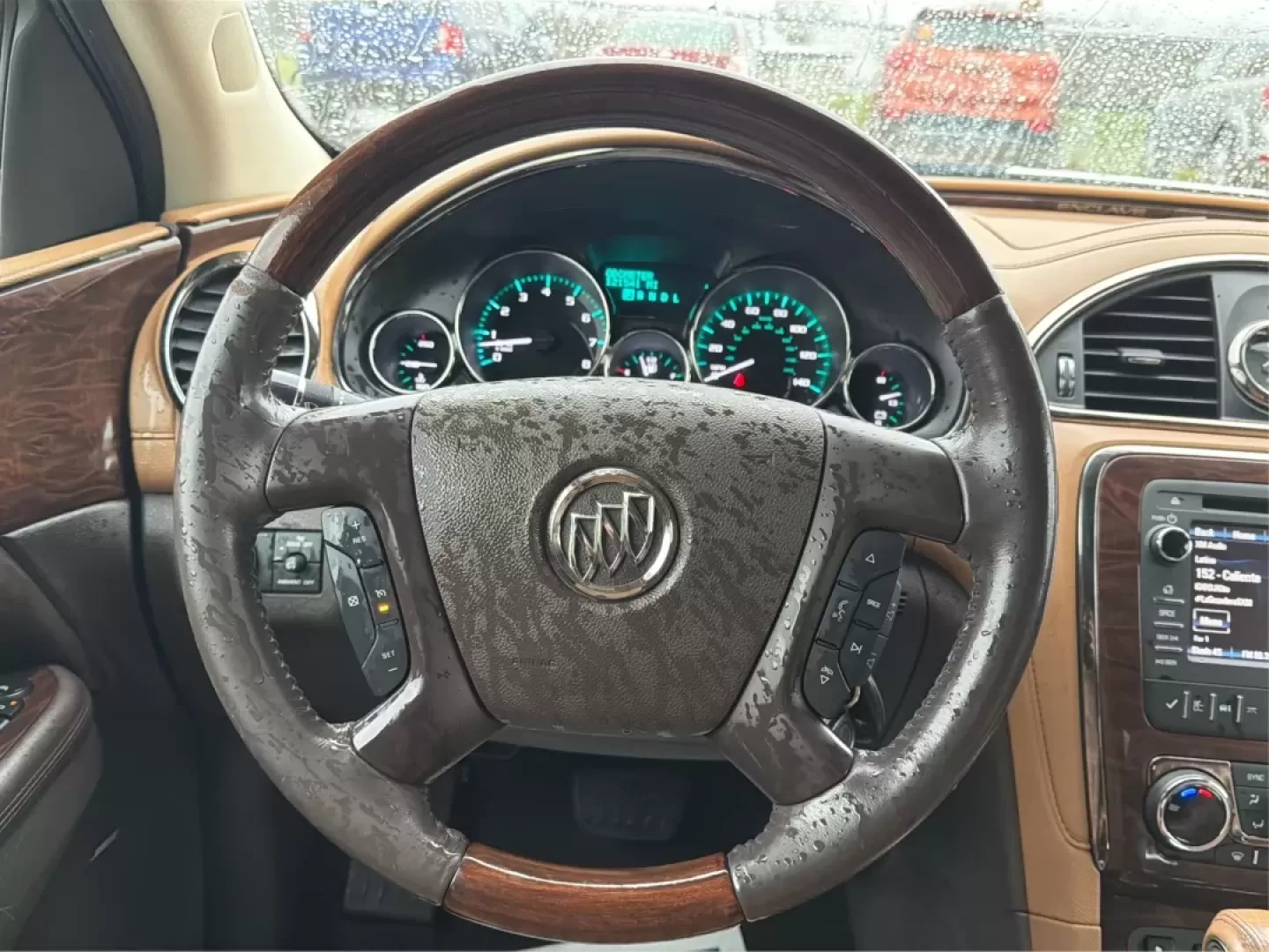 2014 Buick Enclave Leather (5GAKVBKD7EJ) with an 3.6L V-6 gasoline direct injection engine, located at 1184 Kauffman Ave, Fairborn, OH, 45324, (937) 908-9800, 39.807072, -84.030914 - **Experience the Ultimate Family Adventure with the 2014 Buick Enclave at Advantage Car and Credit!** <br /> <br /> Are you a growing family seeking the perfect vehicle to accommodate your busy lifestyle? Look no further than this stunning 2014 Buick Enclave, now available at Advantage Car and Credi - Photo#15