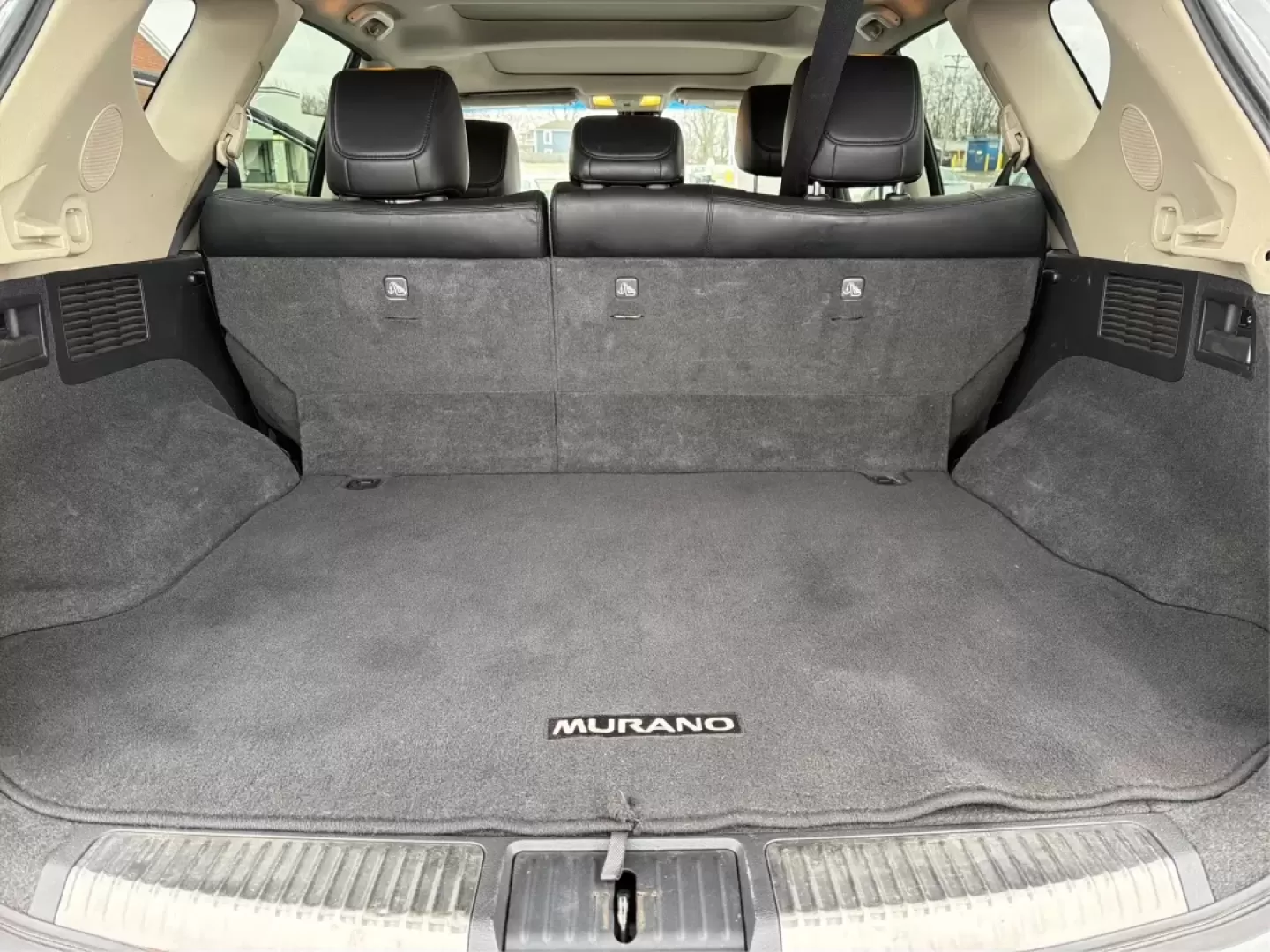 2014 Nissan Murano SL AWD (JN8AZ1MW2EW) with an 3.5L V6 DOHC 24V engine, Continuously Variable Transmission transmission, located at 1184 Kauffman Ave, Fairborn, OH, 45324, (937) 908-9800, 39.807072, -84.030914 - Discover the perfect blend of comfort, versatility, and reliability with the 2014 Nissan Murano SL AWD, available now at Advantage Car and Credit in Fairborn, OH. Whether you're a growing family needing extra space, a commuter seeking efficiency, or someone who loves weekend adventures, this SUV is - Photo#12