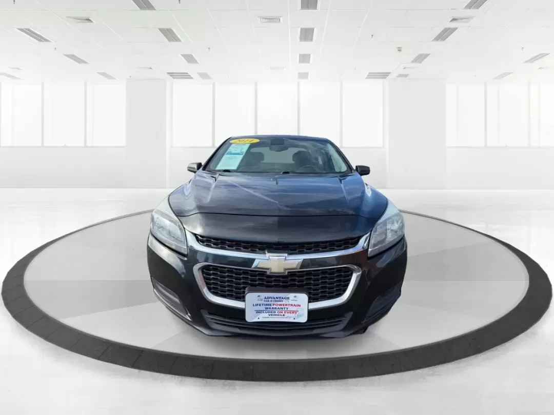 2014 Chevrolet Malibu 1LS (1G11B5SL3EF) with an ECOTEC 2.5L I-4 gasoline direct injection engine, located at 1230 East Main St, Xenia, OH, 45385, (937) 908-9800, 39.688026, -83.910172 - Discover the perfect blend of style, comfort, and performance with the 2014 Chevrolet Malibu 1LS, now available at Advantage Car and Credit in Xenia, OH! If you're seeking a dependable vehicle for your daily commute, weekend getaways, or family outings, this sedan is designed to meet your needs. Wit - Photo#7