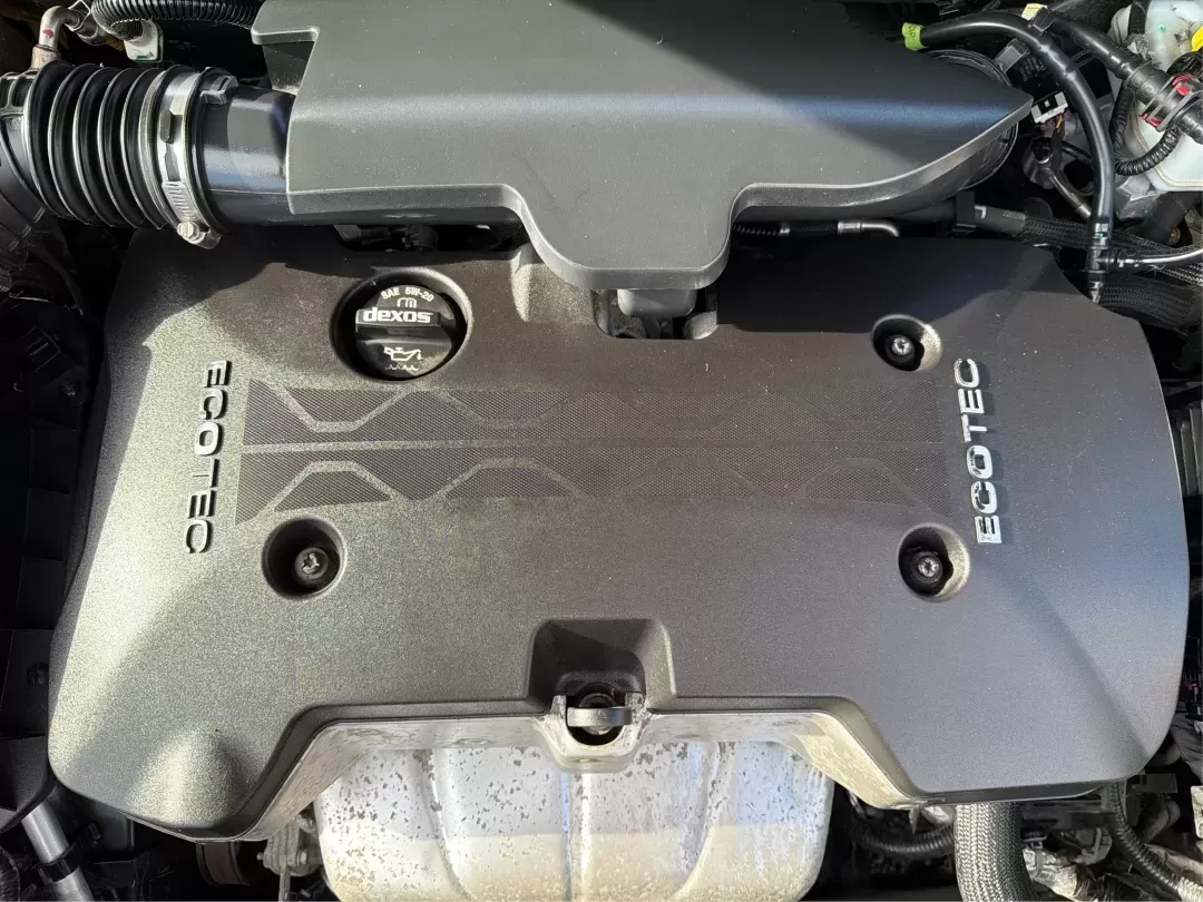 2014 Chevrolet Malibu 1LS (1G11B5SL3EF) with an ECOTEC 2.5L I-4 gasoline direct injection engine, located at 1230 East Main St, Xenia, OH, 45385, (937) 908-9800, 39.688026, -83.910172 - Discover the perfect blend of style, comfort, and performance with the 2014 Chevrolet Malibu 1LS, now available at Advantage Car and Credit in Xenia, OH! If you're seeking a dependable vehicle for your daily commute, weekend getaways, or family outings, this sedan is designed to meet your needs. Wit - Photo#11