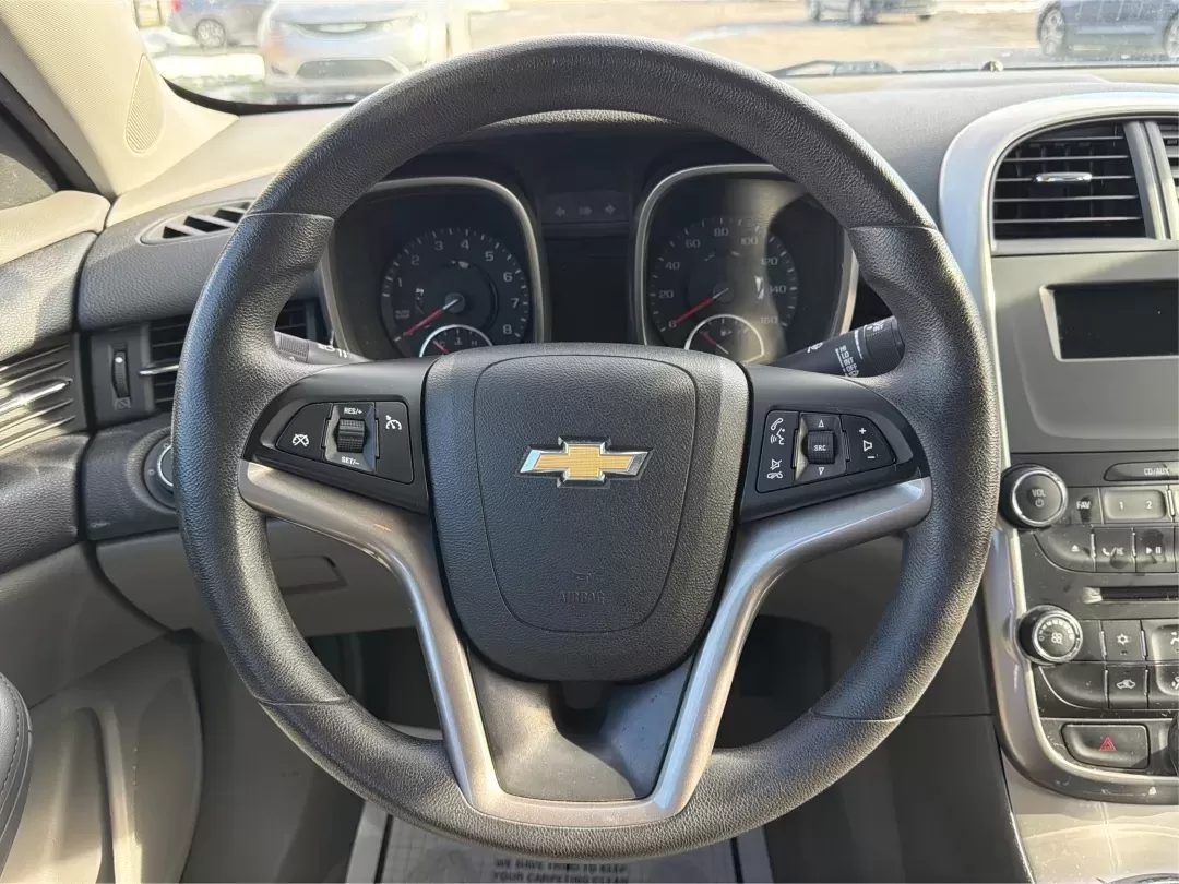 2014 Chevrolet Malibu 1LS (1G11B5SL3EF) with an ECOTEC 2.5L I-4 gasoline direct injection engine, located at 1230 East Main St, Xenia, OH, 45385, (937) 908-9800, 39.688026, -83.910172 - Discover the perfect blend of style, comfort, and performance with the 2014 Chevrolet Malibu 1LS, now available at Advantage Car and Credit in Xenia, OH! If you're seeking a dependable vehicle for your daily commute, weekend getaways, or family outings, this sedan is designed to meet your needs. Wit - Photo#16