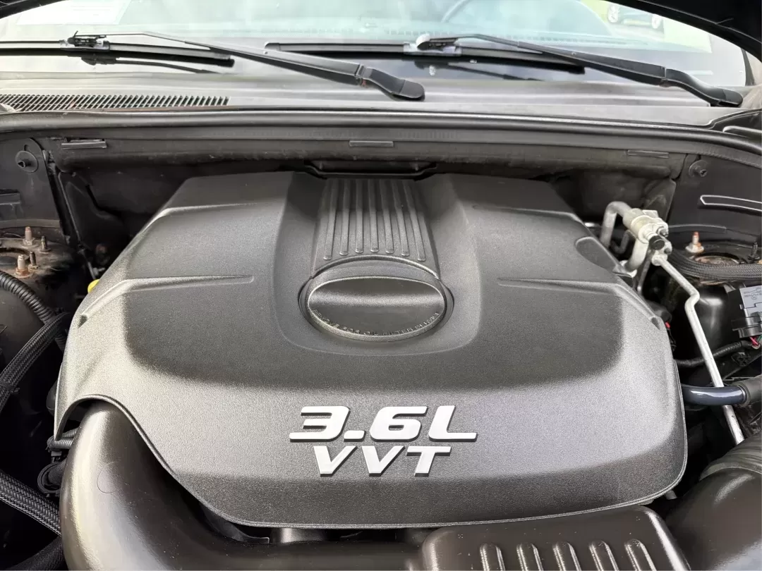 2013 Jeep Grand Cherokee Laredo (1C4RJFAG1DC) with an Other engine, located at 1184 Kauffman Ave, Fairborn, OH, 45324, (937) 908-9800, 39.807072, -84.030914 - **Explore Adventure with the 2013 Jeep Grand Cherokee Laredo Your Ultimate SUV Awaits!**<br /> <br /> Are you ready to elevate your driving experience and tackle every journey with style and confidence? At Advantage Car and Credit in Fairborn, OH, we proudly present a remarkable 2013 Jeep Grand Che - Photo#11