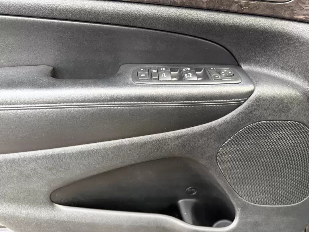 2013 Jeep Grand Cherokee Laredo (1C4RJFAG1DC) with an Other engine, located at 1184 Kauffman Ave, Fairborn, OH, 45324, (937) 908-9800, 39.807072, -84.030914 - **Explore Adventure with the 2013 Jeep Grand Cherokee Laredo Your Ultimate SUV Awaits!**<br /> <br /> Are you ready to elevate your driving experience and tackle every journey with style and confidence? At Advantage Car and Credit in Fairborn, OH, we proudly present a remarkable 2013 Jeep Grand Che - Photo#19