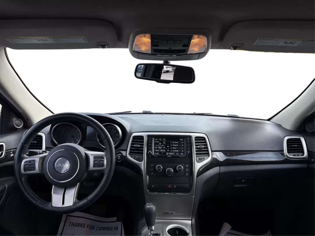 2013 Jeep Grand Cherokee Laredo (1C4RJFAG1DC) with an Other engine, located at 1184 Kauffman Ave, Fairborn, OH, 45324, (937) 908-9800, 39.807072, -84.030914 - **Explore Adventure with the 2013 Jeep Grand Cherokee Laredo Your Ultimate SUV Awaits!**<br /> <br /> Are you ready to elevate your driving experience and tackle every journey with style and confidence? At Advantage Car and Credit in Fairborn, OH, we proudly present a remarkable 2013 Jeep Grand Che - Photo#21