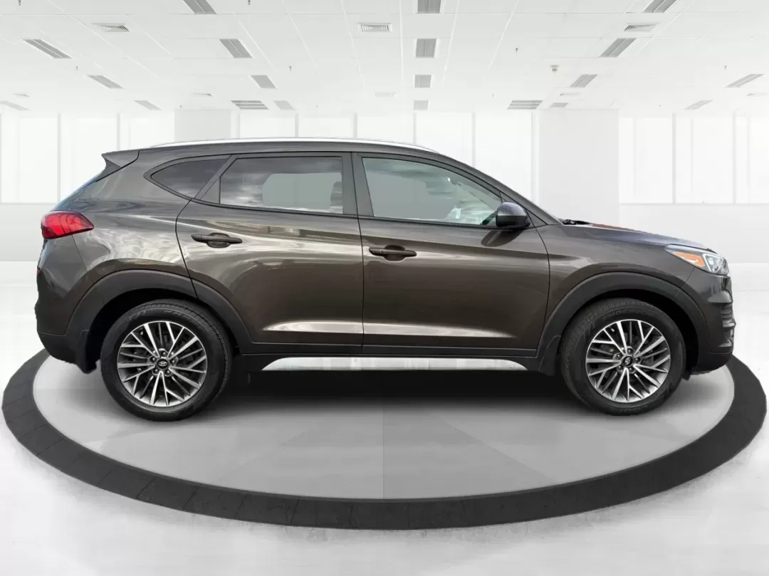 2019 Hyundai Tucson SEL (KM8J3CAL6KU) with an Theta 2.4L I-4 gasoline direct injection engine, located at 1184 Kauffman Ave, Fairborn, OH, 45324, (937) 908-9800, 39.807072, -84.030914 - **Adventure Awaits with the 2019 Hyundai Tucson SEL at Advantage Car and Credit - Fairborn!**<br /> <br /> Are you ready to elevate your lifestyle and explore the great outdoors? The 2019 Hyundai Tucson SEL is the perfect companion for both weekend adventures and everyday commutes. With its spacious - Photo#1