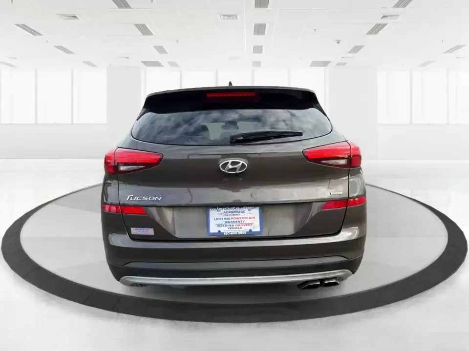 2019 Hyundai Tucson SEL (KM8J3CAL6KU) with an Theta 2.4L I-4 gasoline direct injection engine, 6A transmission, located at 1230 East Main St, Xenia, OH, 45385, (937) 908-9800, 39.688026, -83.910172 - **Adventure Awaits with the 2019 Hyundai Tucson SEL at Advantage Car and Credit - Fairborn!**<br /> <br /> Are you ready to elevate your lifestyle and explore the great outdoors? The 2019 Hyundai Tucson SEL is the perfect companion for both weekend adventures and everyday commutes. With its spacious - Photo#3
