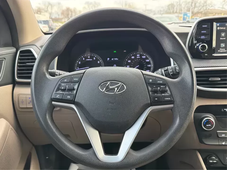 2019 Hyundai Tucson SEL (KM8J3CAL6KU) with an Theta 2.4L I-4 gasoline direct injection engine, 6A transmission, located at 1230 East Main St, Xenia, OH, 45385, (937) 908-9800, 39.688026, -83.910172 - **Adventure Awaits with the 2019 Hyundai Tucson SEL at Advantage Car and Credit - Fairborn!**<br /> <br /> Are you ready to elevate your lifestyle and explore the great outdoors? The 2019 Hyundai Tucson SEL is the perfect companion for both weekend adventures and everyday commutes. With its spacious - Photo#16